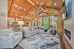 Wander Broken Bow Cabin - Image 3